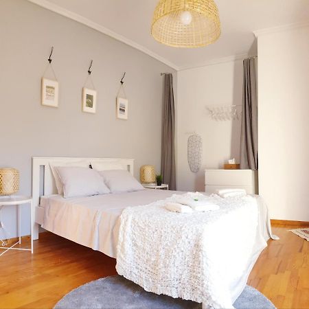 Cozy 3 Bedroom Apartment 케르키니 외부 사진